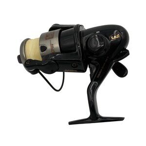 Okuma Lew's Speed Spin Fishing Reel With Navy Blue Velvet Drawstring Bag